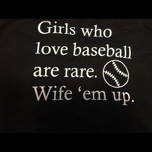 Girls who love baseball graphic tee